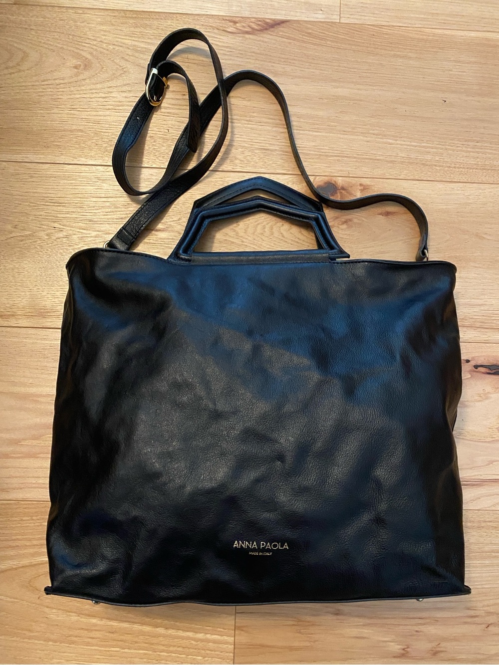 ANNA PAOLA Black Leather Tote Bag with Top Handle & Crossbody Strap